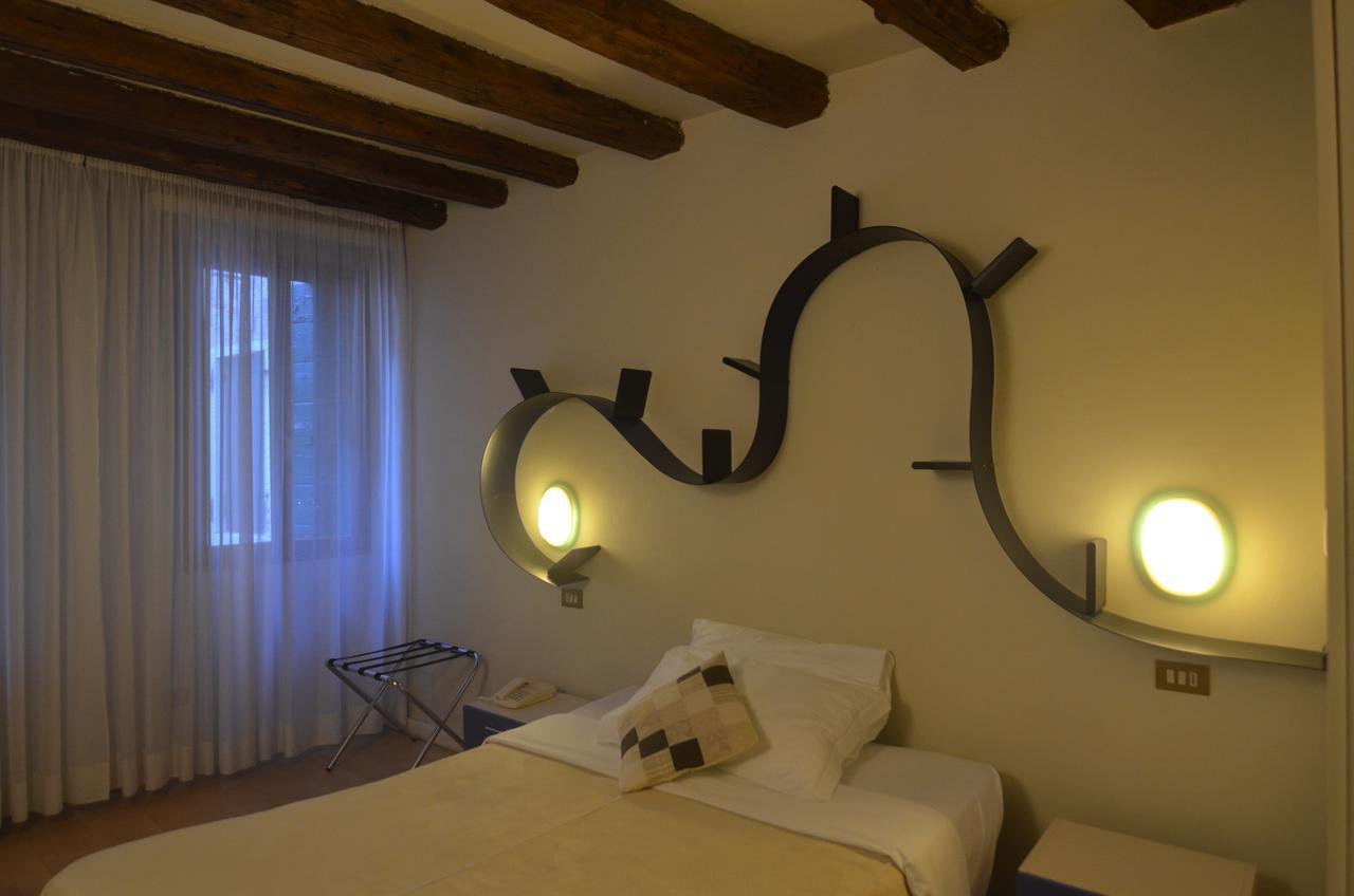 Piccolo Tiepolo Hotel Venice Exterior photo